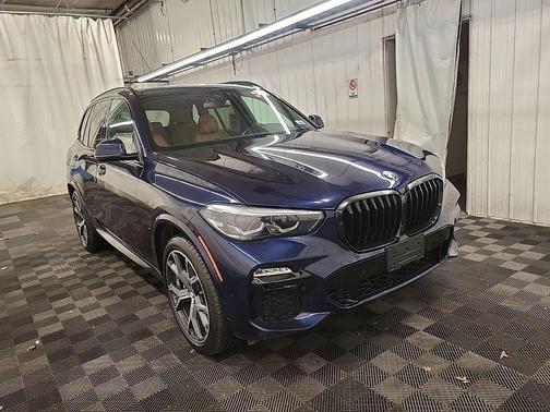 Phytonic Blue Metallic 2021 BMW X5 xDrive40i