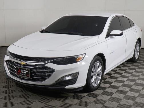 Summit White 2023 Chevrolet Malibu FWD 1LT