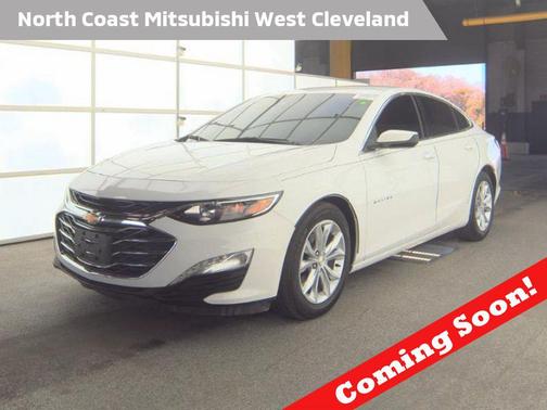Summit White 2023 Chevrolet Malibu FWD 1LT