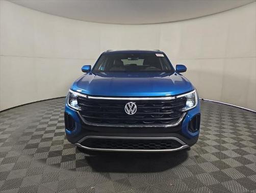 2024 Volkswagen Atlas Cross Sport 2.0T SE w/Technology 4MOTION