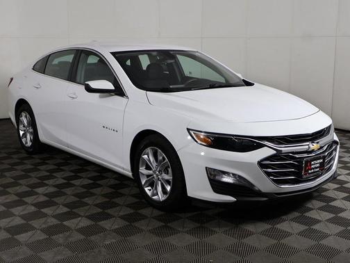 2022 Chevrolet Malibu FWD LT