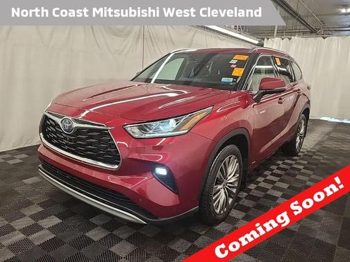 2021 Toyota Highlander Hybrid Platinum