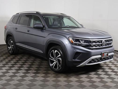 Platinum Gray Metallic 2023 Volkswagen Atlas 3.6L SEL