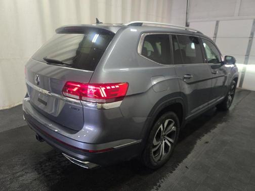 Platinum Gray Metallic 2023 Volkswagen Atlas 3.6L SEL