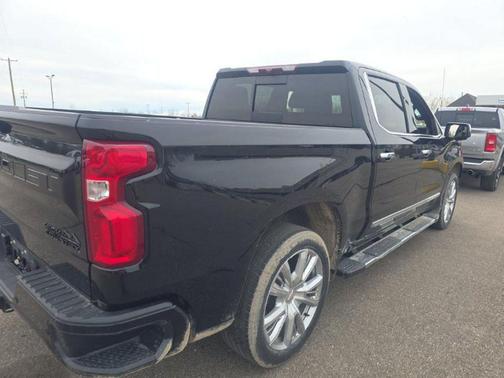 Black 2023 Chevrolet Silverado 1500 High Country