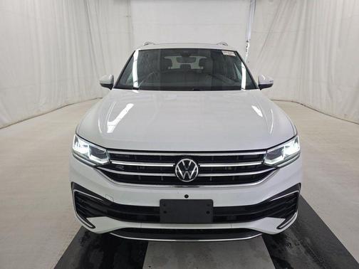 2022 Volkswagen Tiguan 2.0T SEL R-Line 4MOTION