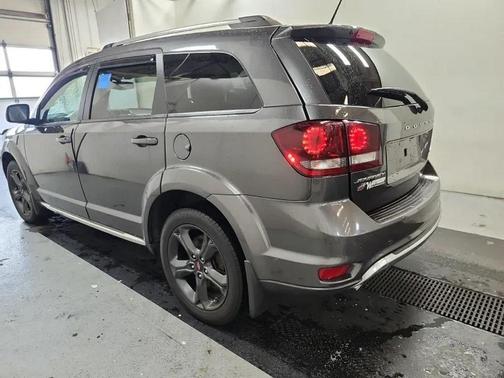 2018 Dodge Journey Crossroad