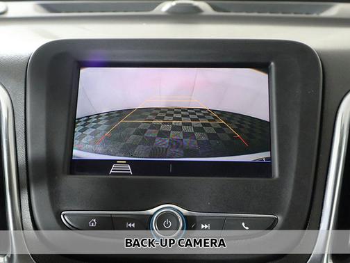 Silver Ice Metallic 2020 Chevrolet Equinox LS