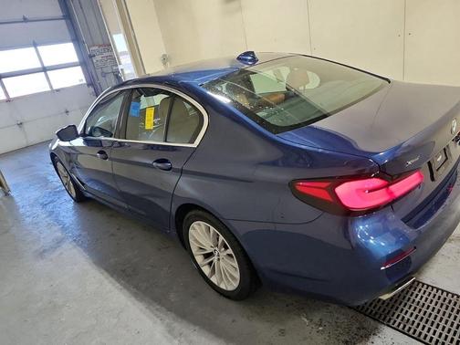 2022 BMW 530 i xDrive