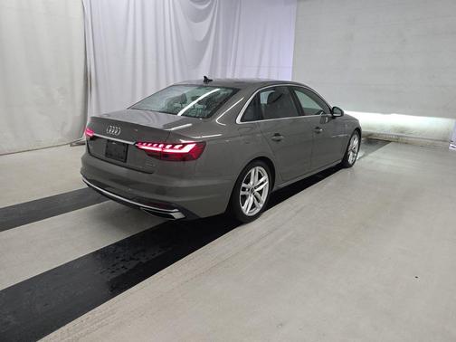 2023 Audi A4 45 S line Premium Plus