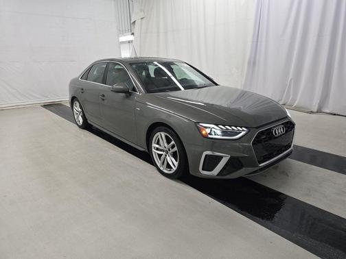 2023 Audi A4 45 S line Premium Plus