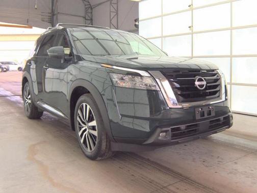 2023 Nissan Pathfinder Platinum 4WD