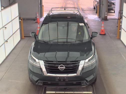 2023 Nissan Pathfinder Platinum 4WD