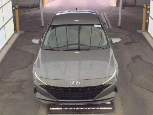 Fluid Metal 2023 Hyundai ELANTRA SEL