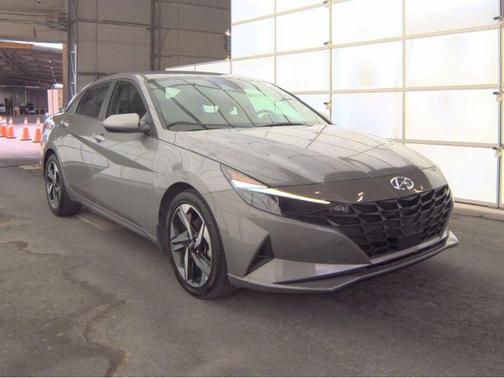 Fluid Metal 2023 Hyundai ELANTRA SEL