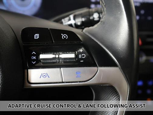 Fluid Metal 2023 Hyundai ELANTRA SEL