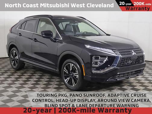 Labrador Black Pearl 2026 Mitsubishi Eclipse Cross SEL