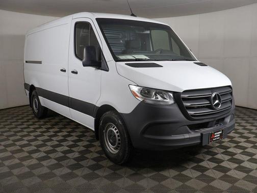 2024 Mercedes-Benz Sprinter 2500 Cargo 144 WB