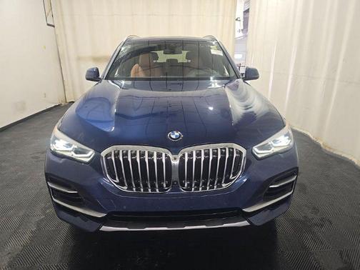 Phytonic Blue Metallic 2022 BMW X5 xDrive40i