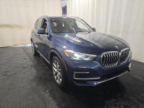 Phytonic Blue Metallic 2022 BMW X5 xDrive40i