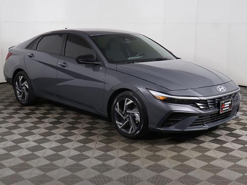 2025 Hyundai ELANTRA Sport