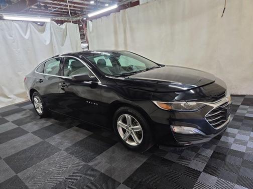Mosaic Black Metallic 2019 Chevrolet Malibu 1LS