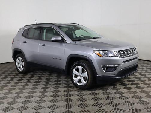 Billet Silver Metallic Clearcoat 2018 Jeep Compass Latitude
