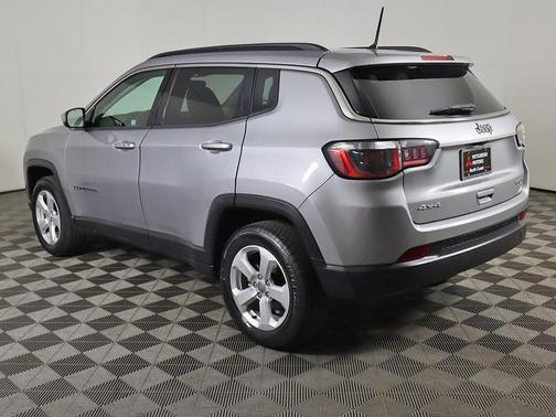 Billet Silver Metallic Clearcoat 2018 Jeep Compass Latitude
