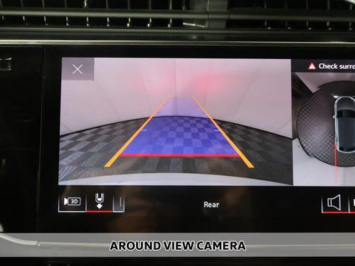 2023 Audi Q8 55 Premium