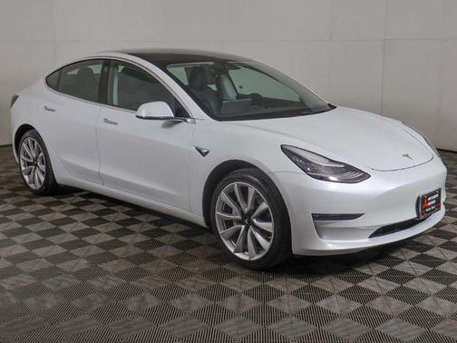 2019 Tesla Model 3 Mid Range