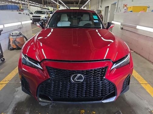 Infrared 2023 Lexus IS 350 Base