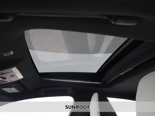 Infrared 2023 Lexus IS 350 Base