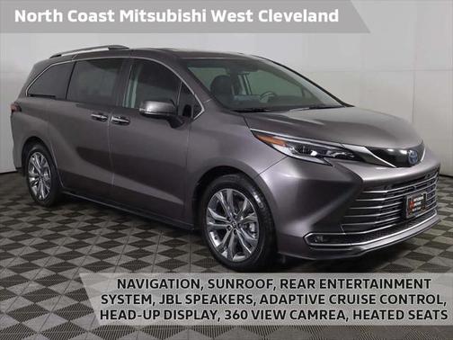 2022 Toyota Sienna Platinum 7 Passenger