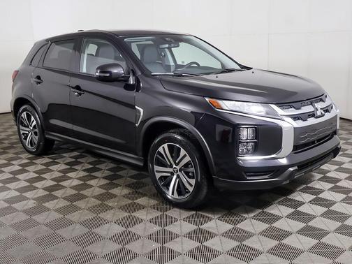 Labrador Black Pearl 2026 Mitsubishi Outlander Sport SE