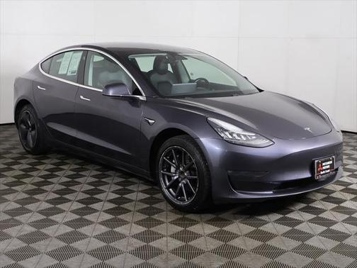 2019 Tesla Model 3 Standard Range Plus