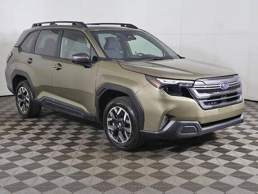 Autumn Green Metallic 2025 Subaru Forester Premium