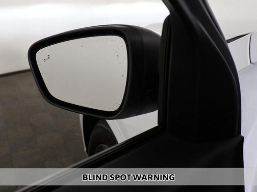 Oxford White 2023 Ford Escape ST-Line