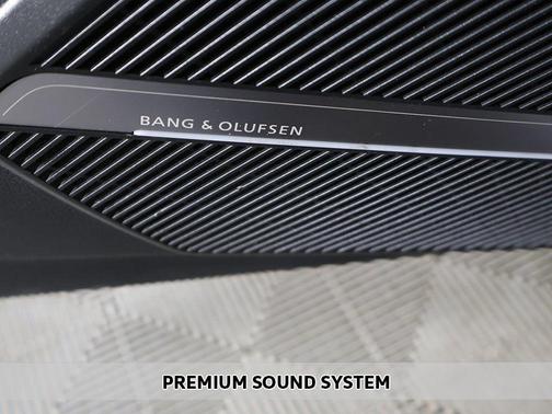 Manhattan Gray Metallic 2023 Audi Q5 40 Premium Plus