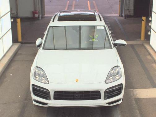 2022 Porsche Cayenne GTS