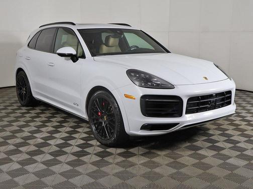 2022 Porsche Cayenne GTS