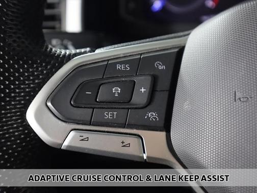 2023 Volkswagen Atlas Cross Sport 3.6L V6 SEL R-Line
