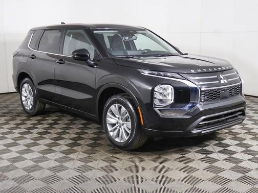 Black Diamond 2026 Mitsubishi Outlander ES 2.5 S-AWC