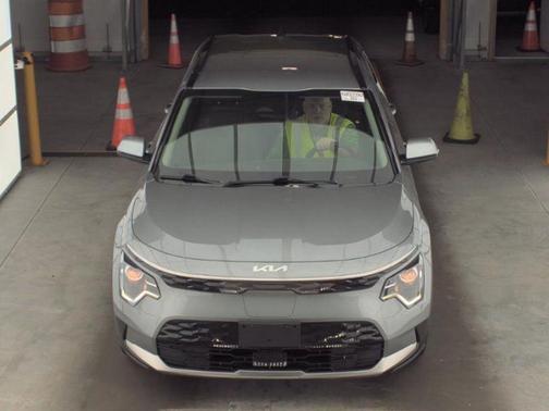 Steel Gray 2023 Kia Niro EV Wind