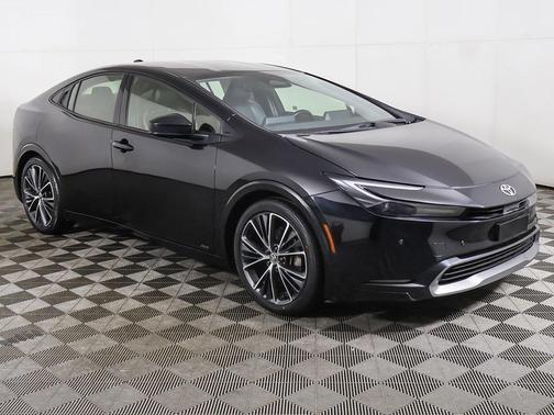 2023 Toyota Prius XLE