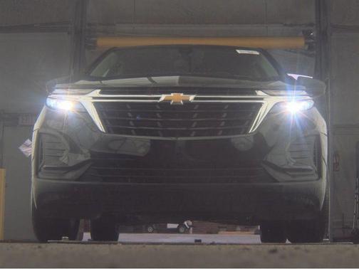 Mosaic Black Metallic 2024 Chevrolet Equinox LS