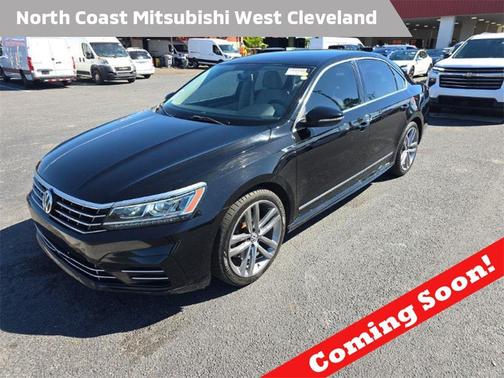 2016 Volkswagen Passat 1.8T R-Line