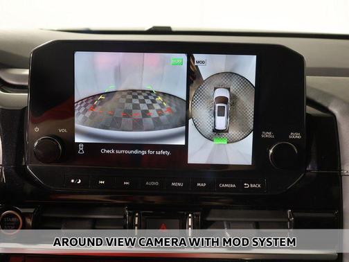 2024 Nissan Pathfinder SL 4WD