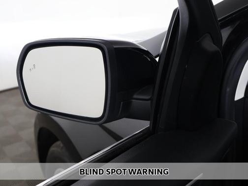 Agate Black Metallic 2024 Ford Edge SEL
