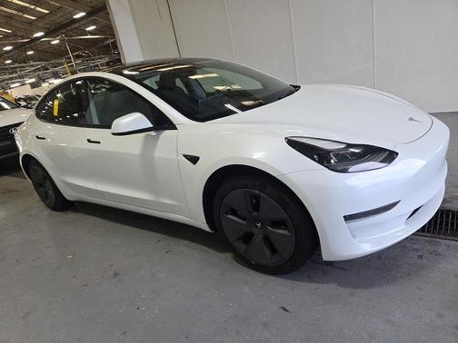2023 Tesla Model 3 Standard Range