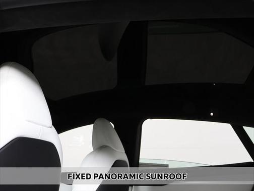 2022 Tesla Model S Plaid